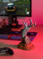 Gaming Controller Holder One More Life | Controller Holder Figure | Headphone Stand & Controller | Gaming Accessories for Desk | Gamer Gifts | Halloween Decorations - Image 8