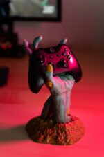 Gaming Controller Holder One More Life | Controller Holder Figure | Headphone Stand & Controller | Gaming Accessories for Desk | Gamer Gifts | Halloween Decorations - Image 5
